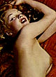 Marilyn Monroe shows off her infamous T&A pics