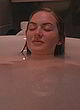 Kate Winslet & Melanie Lynskey nude, lesbo in bathtub pics