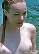 Rachel McAdams & Meredith Ostrom shows her breasts in water pics