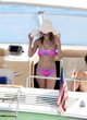 Avril Lavigne naked pics - flashing titties on the yacht