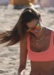 Alessandra Ambrosio wows at the beach with friends pics