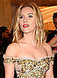 Scarlett Johansson shows cleavage in night dress pics