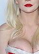 Courtney Stodden flashing her nipples pics
