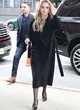 Reese Witherspoon oozes beauty in chic outfit pics