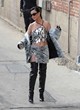 Katy Perry looks chic for jimmy kimmel pics