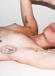 Miley Cyrus shows her boobs and pussy pics