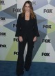 Jennifer Love Hewitt dazzles in eegant suit pics