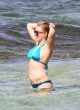 Scarlett Johansson oozes beauty in blue bikini pics