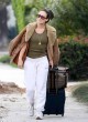 Olivia Wilde stuns in travel look pics