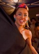 Miley Cyrus shows boobs, mtv music awards pics