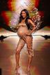 Jasmine Tookes Jasmine Tookes: Radiant Mother-to-Be Shines in Avant-Garde Victoria's Secret Show pics