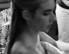 Emma Roberts accidentally exposed her boob videos