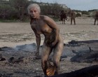 Emilia Clarke fully nude and sexy outdoor videos